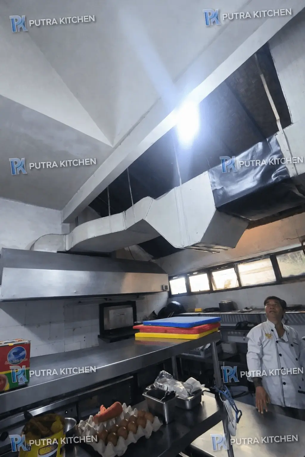 Pembuatan Ducting Exhaust Seminyak